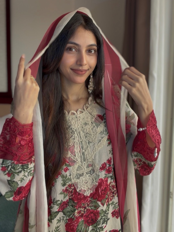 Floral Pakistani Suit [PC027]