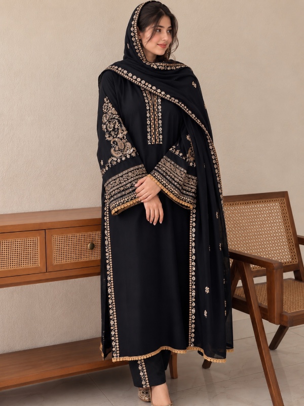 Black Antique Embroidered Paksuit [PC075]